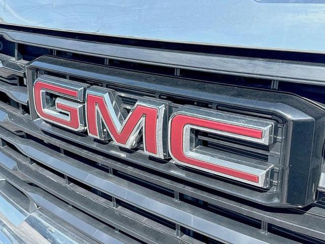 Photo of 2025 White GMC Sierra 3500
