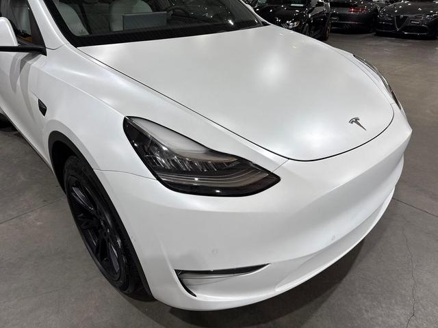Photo of 2020 Pearl White Multi-Coat Tesla Model Y