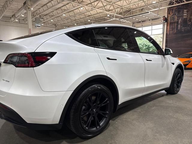 Photo of 2020 Pearl White Multi-Coat Tesla Model Y