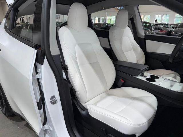 Photo of 2020 Pearl White Multi-Coat Tesla Model Y
