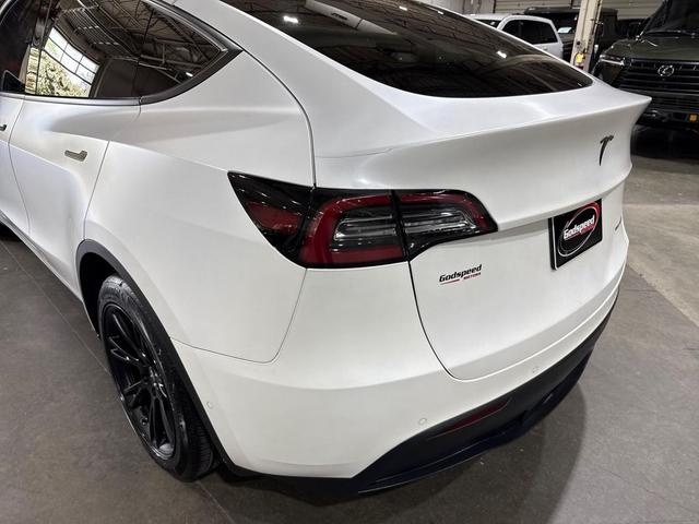 Photo of 2020 Pearl White Multi-Coat Tesla Model Y