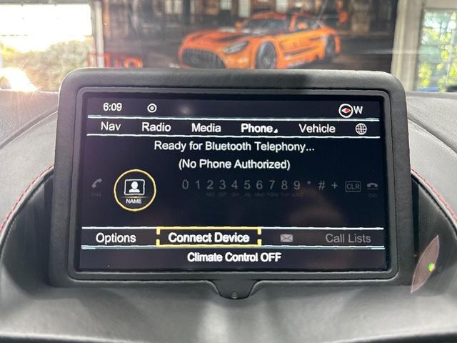 Photo of 2019 Stratus White Aston Martin Vantage