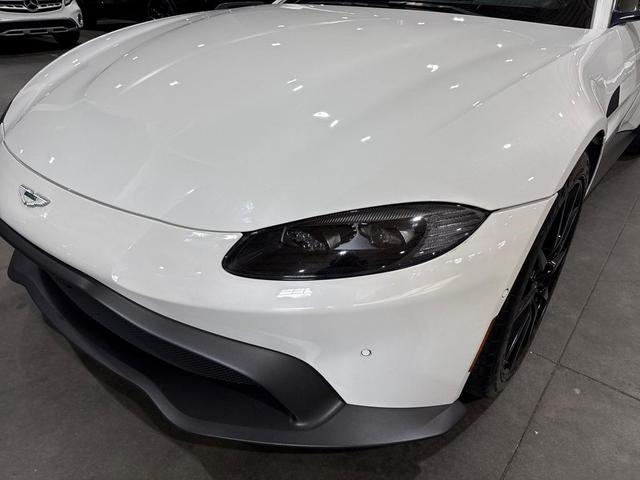 Photo of 2019 Stratus White Aston Martin Vantage