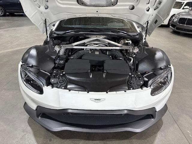 Photo of 2019 Stratus White Aston Martin Vantage