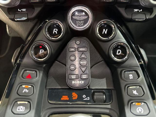 Photo of 2019 Stratus White Aston Martin Vantage