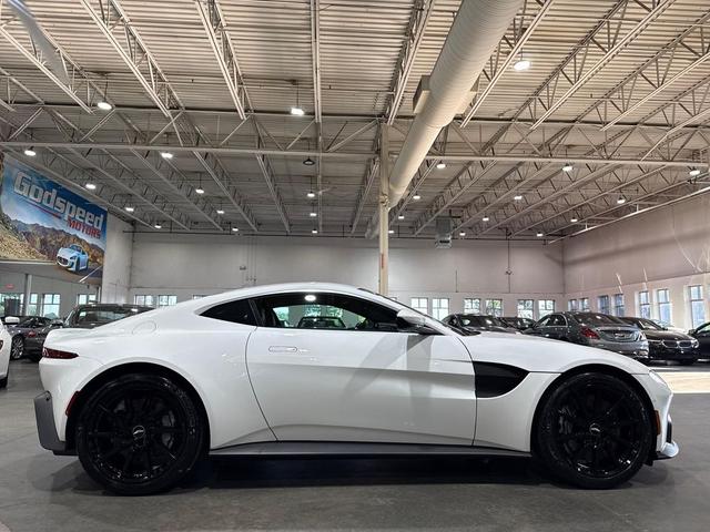 Photo of 2019 Stratus White Aston Martin Vantage