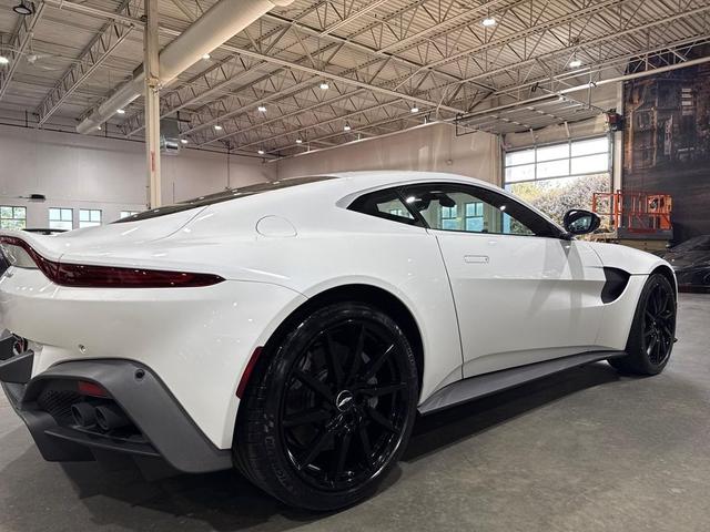 Photo of 2019 Stratus White Aston Martin Vantage