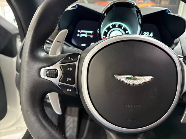 Photo of 2019 Stratus White Aston Martin Vantage