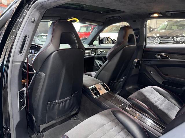 Photo of 2015 Carmine Red Porsche Panamera
