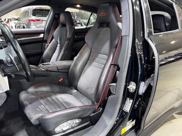 Photo of 2015 Carmine Red Porsche Panamera