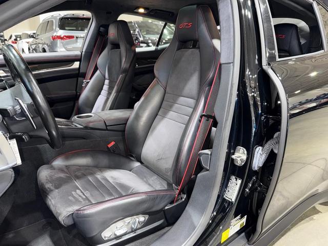 Photo of 2015 Carmine Red Porsche Panamera