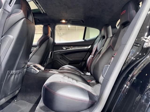 Photo of 2015 Carmine Red Porsche Panamera