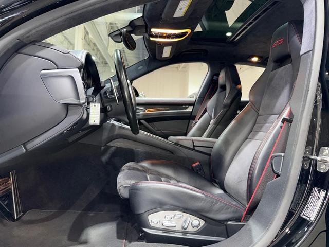 Photo of 2015 Carmine Red Porsche Panamera