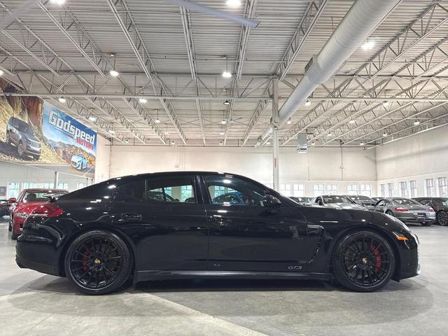 Photo of 2015 Carmine Red Porsche Panamera