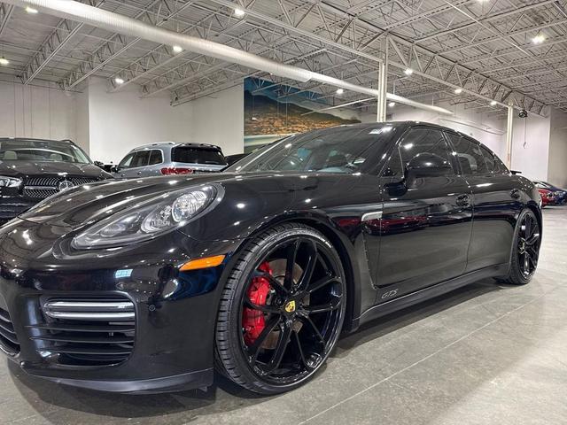 Photo of 2015 Carmine Red Porsche Panamera