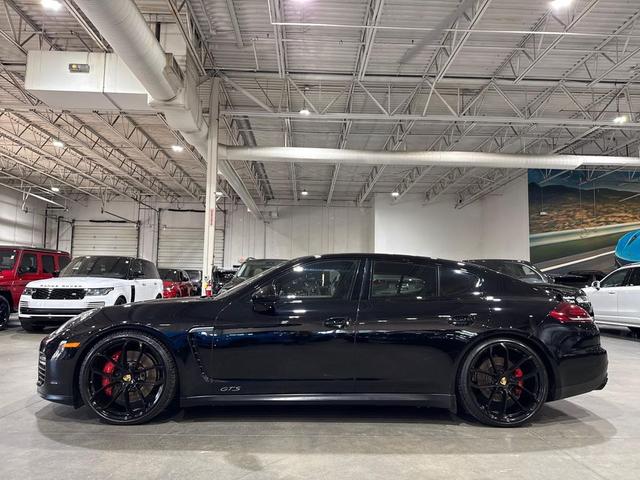 Photo of 2015 Carmine Red Porsche Panamera
