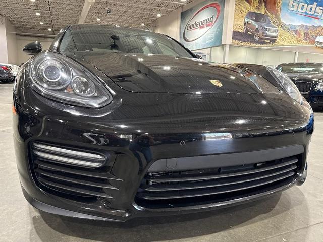 Photo of 2015 Carmine Red Porsche Panamera
