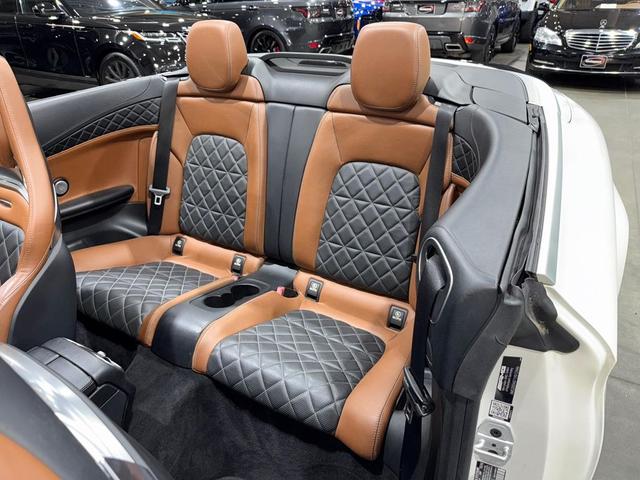 Photo of 2017 designo Cashmere White Magno (Ma Mercedes-Benz AMG C 63