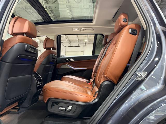 Photo of 2019 Arctic Gray Metallic BMW X7