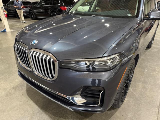 Photo of 2019 Arctic Gray Metallic BMW X7