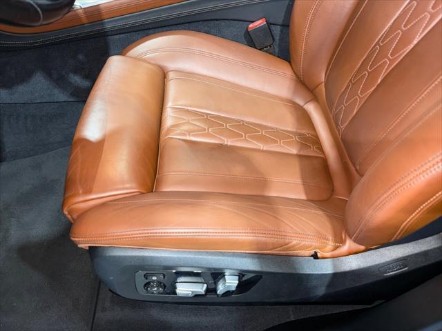 Photo of 2019 Arctic Gray Metallic BMW X7
