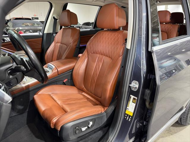 Photo of 2019 Arctic Gray Metallic BMW X7