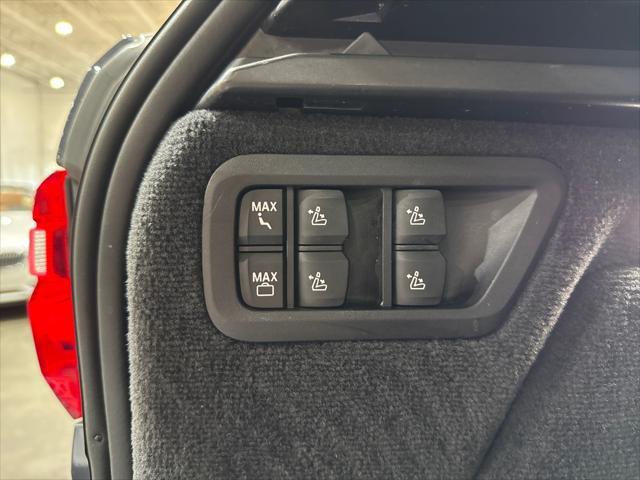 Photo of 2019 Arctic Gray Metallic BMW X7