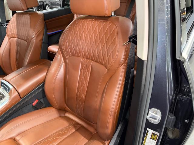 Photo of 2019 Arctic Gray Metallic BMW X7