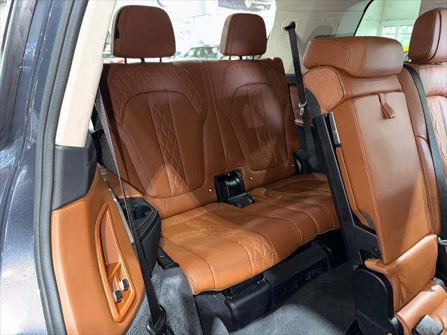 Photo of 2019 Arctic Gray Metallic BMW X7