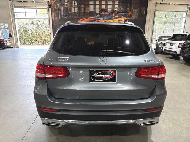 Photo of 2016 Selenite Grey Metallic Mercedes-Benz GLC 300