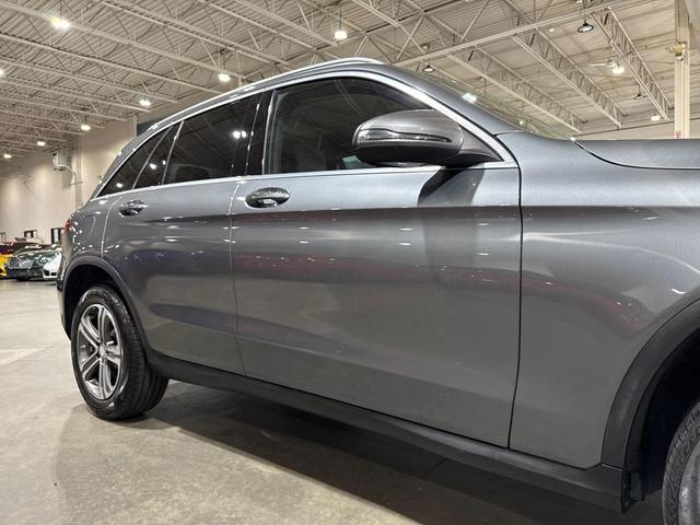Photo of 2016 Selenite Grey Metallic Mercedes-Benz GLC 300