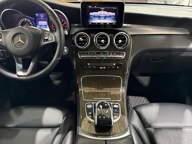 Photo of 2016 Selenite Grey Metallic Mercedes-Benz GLC 300
