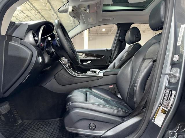 Photo of 2016 Selenite Grey Metallic Mercedes-Benz GLC 300