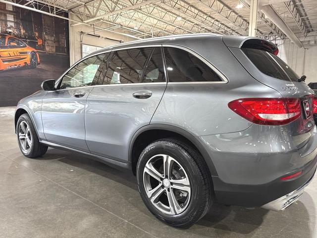 Photo of 2016 Selenite Grey Metallic Mercedes-Benz GLC 300