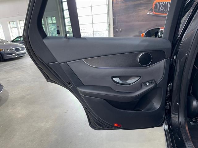 Photo of 2021 Graphite Grey Metallic Mercedes-Benz GLC 300
