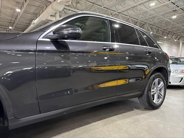 Photo of 2021 Graphite Grey Metallic Mercedes-Benz GLC 300