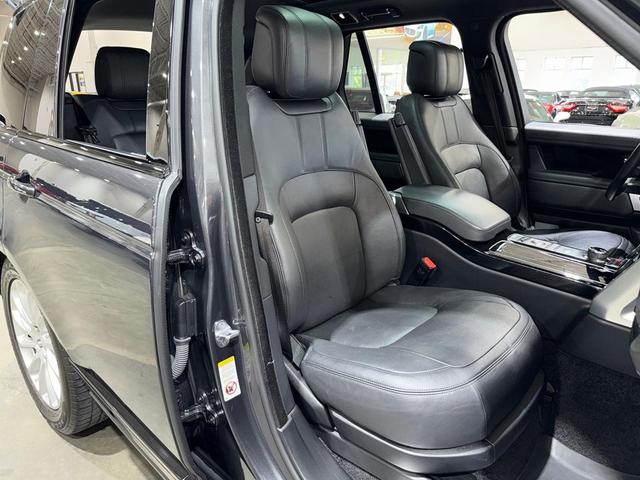 Photo of 2018 Carpathian Grey Premium Metallic Land Rover Range Rover