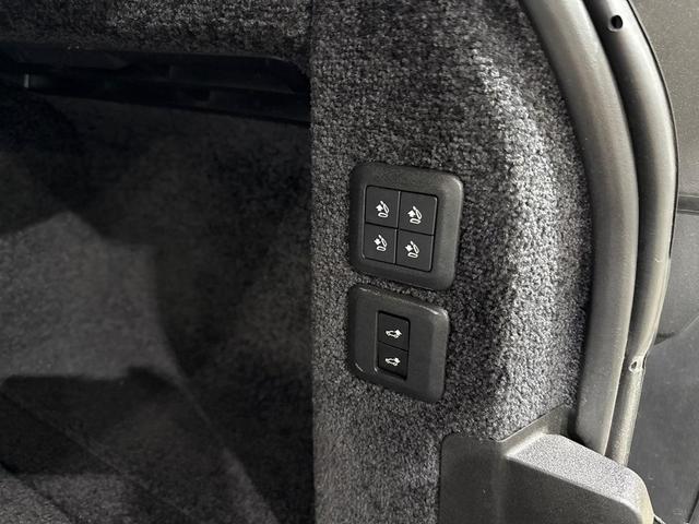 Photo of 2018 Carpathian Grey Premium Metallic Land Rover Range Rover