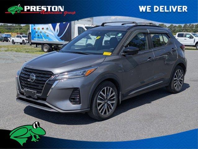Photo of 2021 Gun Metallic Nissan Kicks