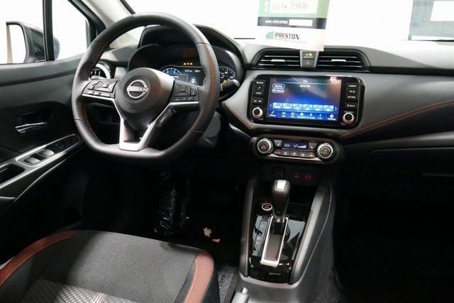 Photo of 2025 Brilliant Silver Metallic Nissan Versa