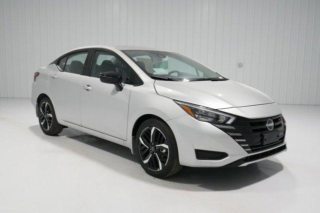 Photo of 2025 Brilliant Silver Metallic Nissan Versa