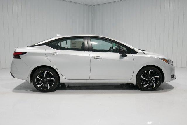 Photo of 2025 Brilliant Silver Metallic Nissan Versa