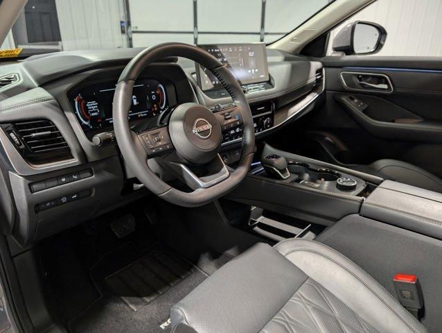 Photo of 2024 Boulder Gray Metallic Nissan Rogue