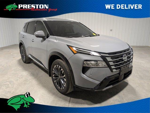 Photo of 2024 Boulder Gray Metallic Nissan Rogue