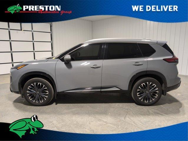 Photo of 2024 Boulder Gray Metallic Nissan Rogue
