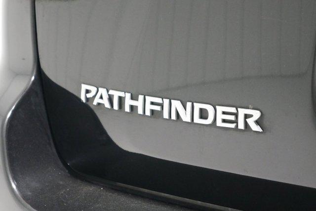 Photo of 2019 Magnetic Black Nissan Pathfinder