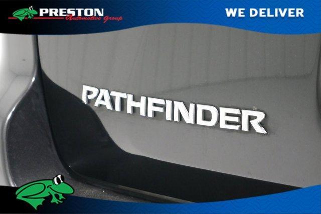 Photo of 2019 Magnetic Black Nissan Pathfinder