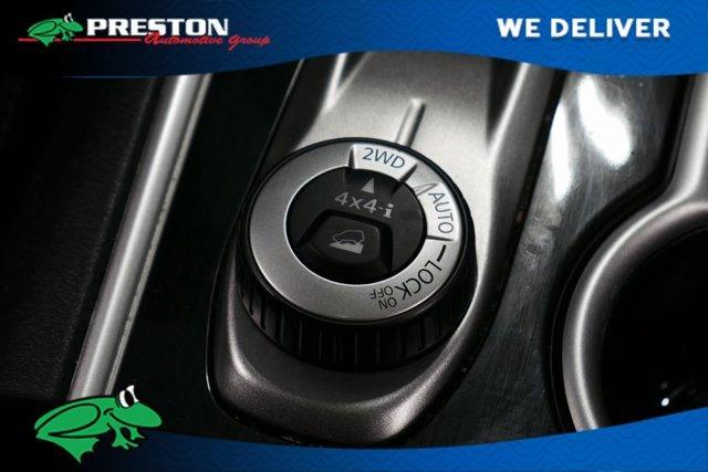 Photo of 2019 Magnetic Black Nissan Pathfinder