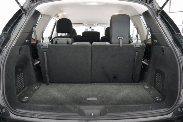 Photo of 2019 Magnetic Black Nissan Pathfinder