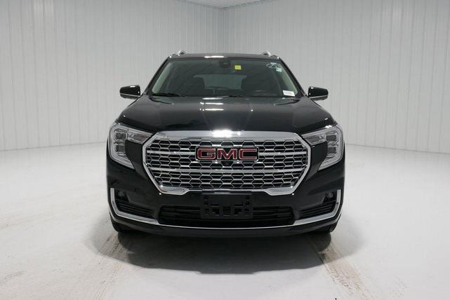 Photo of 2022 Ebony Twilight Metallic GMC Terrain